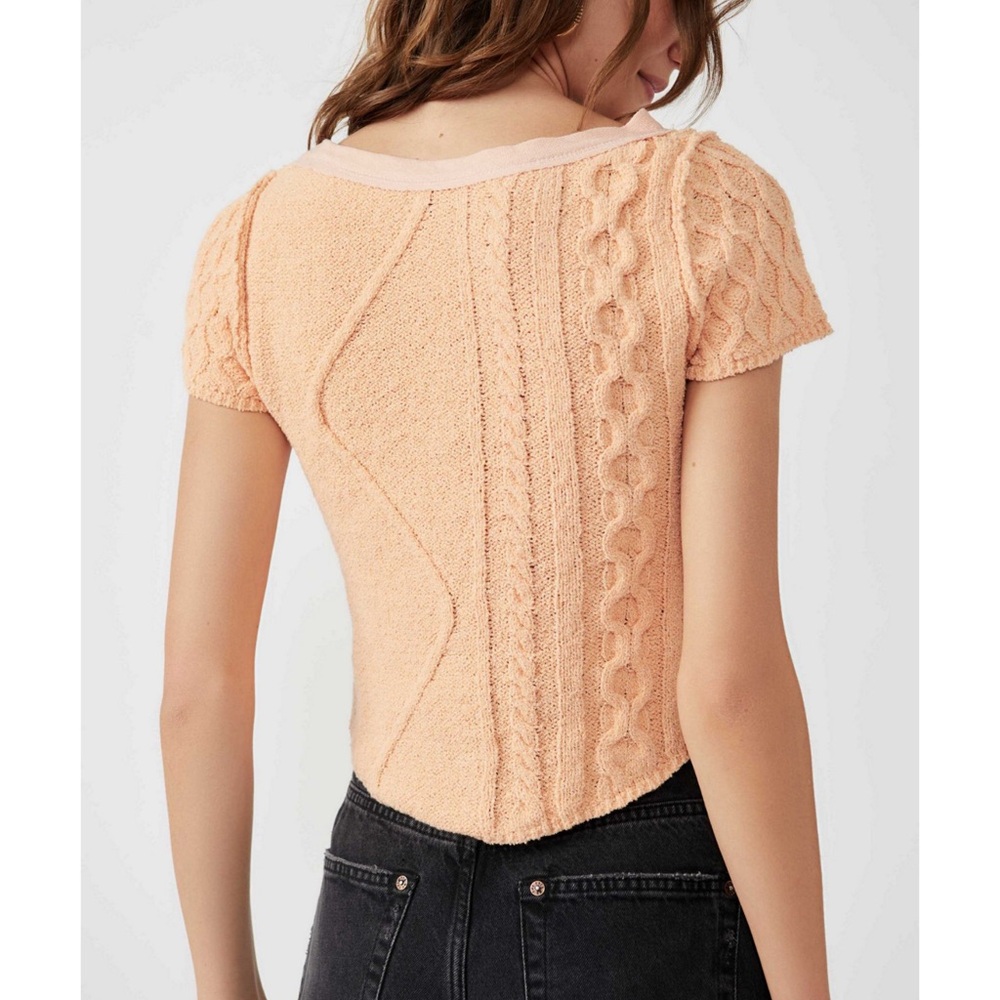 Free People Large Peach Cable Knit Sweater - Picture 2 of 4
